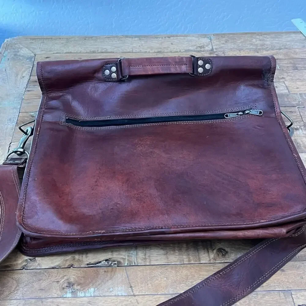 Vintage Cuero DHK Leather 17
